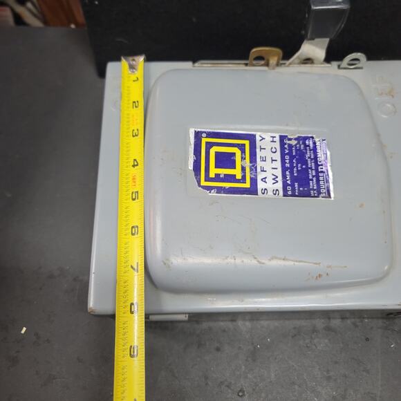 Square D D222N Safety Switch 60 AMP 240 V.A.C Phase 3 Fuse box UNUSED - Picture 3 of 13